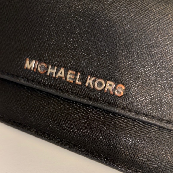 Michael Kors Black Wallet - Picture 2 of 6
